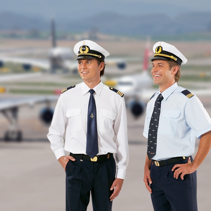 Pilotenhemden weiß oder hellblau, Schirmmütze pilotenhemden-weiss-oder-hellblau-schirmmuetze-705x705, Spielmannszug